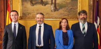 Margalida Roig, nueva secretaria técnica de Medio Ambiente del Consell de Mallorca, y Bartolomé Salvà, director insular de Residuos Margalida Roig, nueva secretaria técnica de Medio Ambiente del Consell de Mallorca, y Bartolomé Salvà, director insular de Residuos